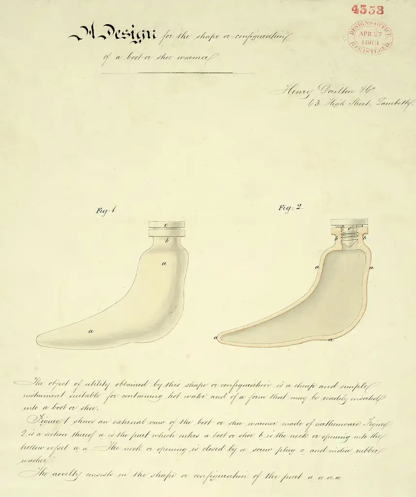 A diagram of a cross section of a boot-shaped object with a stopper in the top.